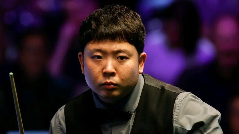 手的比赛中, 位中国选手, 阿里卡特强