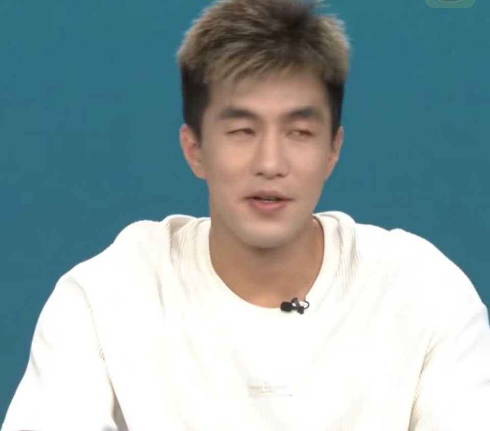 中国男篮屈, eVisv, 员杰克