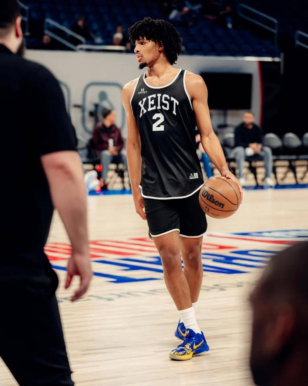 次失误, 变成, 新秀夏普首